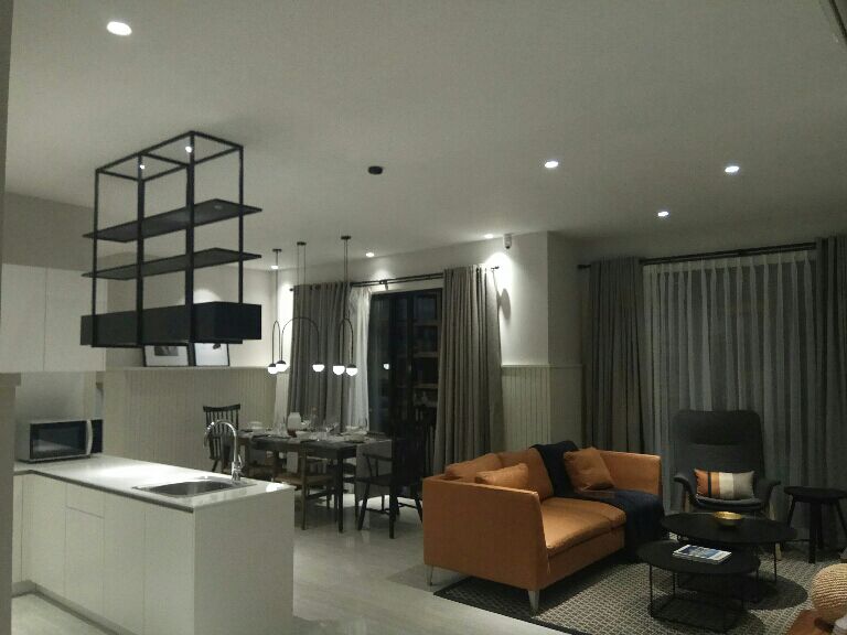 Lloyd (Low Rise Apartment)